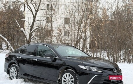 Toyota Camry, 2021 год, 2 550 000 рублей, 3 фотография
