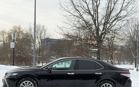 Toyota Camry, 2021 год, 2 550 000 рублей, 8 фотография