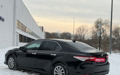Toyota Camry, 2021 год, 2 550 000 рублей, 7 фотография