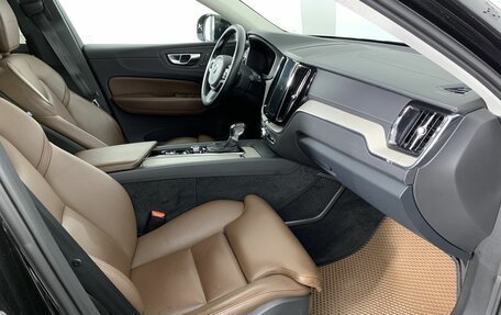 Volvo XC60 II, 2019 год, 3 999 000 рублей, 14 фотография