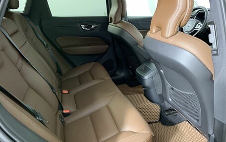 Volvo XC60 II, 2019 год, 3 999 000 рублей, 16 фотография