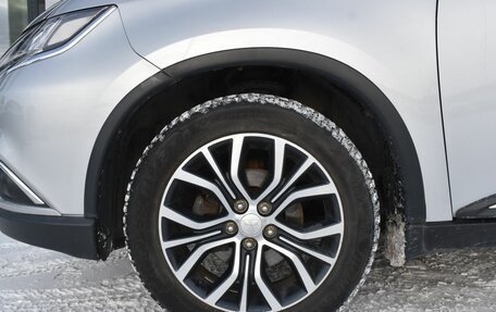 Mitsubishi Outlander III рестайлинг 3, 2016 год, 2 225 000 рублей, 9 фотография