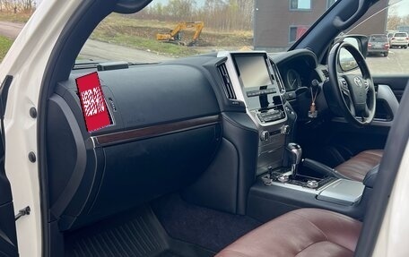 Toyota Land Cruiser 200, 2018 год, 8 720 000 рублей, 4 фотография