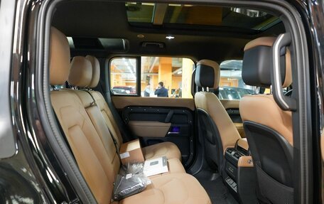 Land Rover Defender II, 2025 год, 9 786 099 рублей, 16 фотография