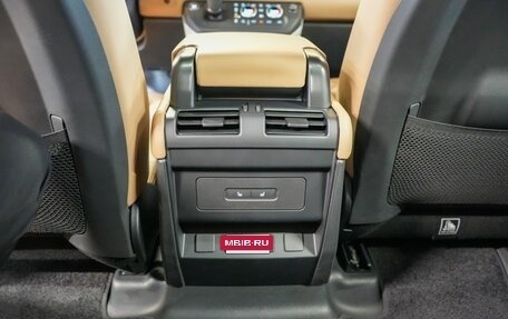 Land Rover Defender II, 2025 год, 9 786 099 рублей, 14 фотография