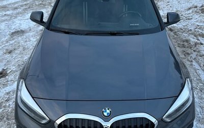 BMW 1 серия, 2021 год, 2 390 000 рублей, 1 фотография