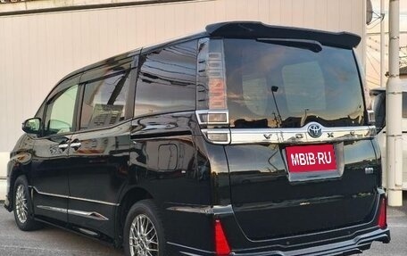 Toyota Voxy III, 2021 год, 2 011 027 рублей, 4 фотография
