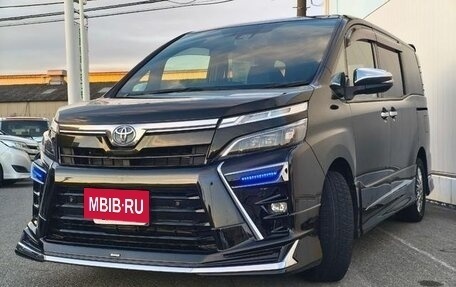 Toyota Voxy III, 2021 год, 2 011 027 рублей, 3 фотография