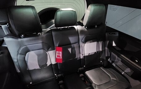 Land Rover Defender II, 2025 год, 11 600 099 рублей, 18 фотография