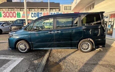 Toyota Voxy III, 2020 год, 1 955 027 рублей, 3 фотография