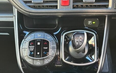 Toyota Voxy III, 2020 год, 1 955 027 рублей, 23 фотография