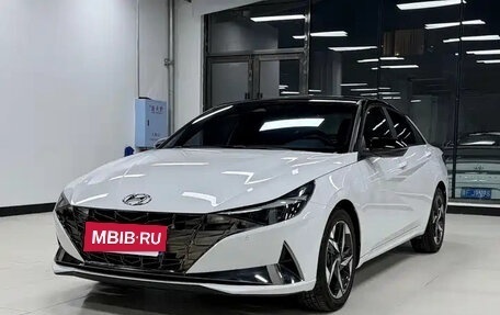 Hyundai Elantra, 2023 год, 1 800 333 рублей, 3 фотография