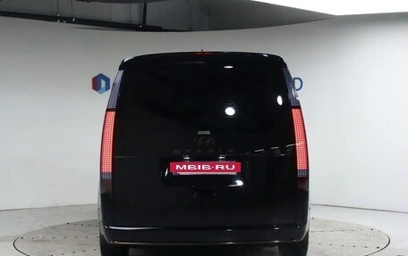 Hyundai Staria, 2024 год, 4 574 010 рублей, 3 фотография