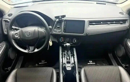 Honda Vezel, 2022 год, 1 351 030 рублей, 8 фотография