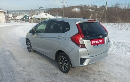 Honda Fit III, 2017 год, 1 250 000 рублей, 3 фотография