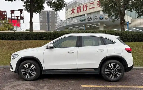 Mercedes-Benz GLA, 2022 год, 1 830 030 рублей, 3 фотография