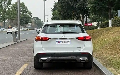 Mercedes-Benz GLA, 2022 год, 1 830 030 рублей, 4 фотография