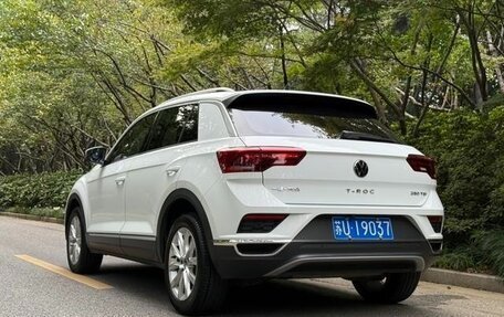 Volkswagen T-Roc I, 2022 год, 1 632 660 рублей, 4 фотография