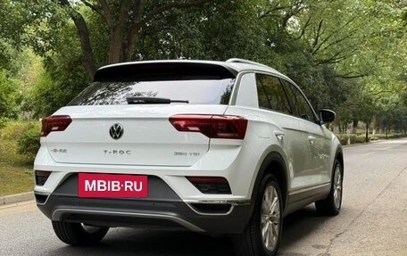 Volkswagen T-Roc I, 2022 год, 1 632 660 рублей, 6 фотография