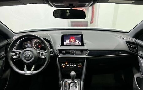 Mazda CX-4, 2022 год, 1 716 000 рублей, 9 фотография