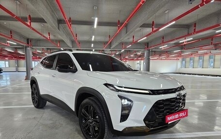 Chevrolet Trax, 2023 год, 1 693 027 рублей, 3 фотография