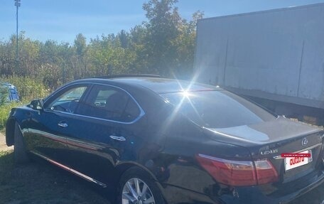 Lexus LS IV, 2009 год, 1 700 000 рублей, 3 фотография