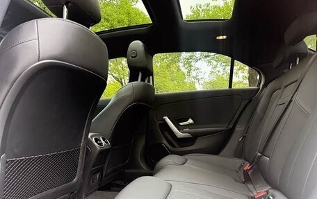 Mercedes-Benz A-Класс, 2023 год, 1 800 000 рублей, 13 фотография