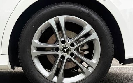 Mercedes-Benz A-Класс, 2023 год, 1 800 000 рублей, 14 фотография