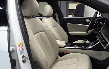 Audi A6, 2022 год, 4 400 000 рублей, 8 фотография