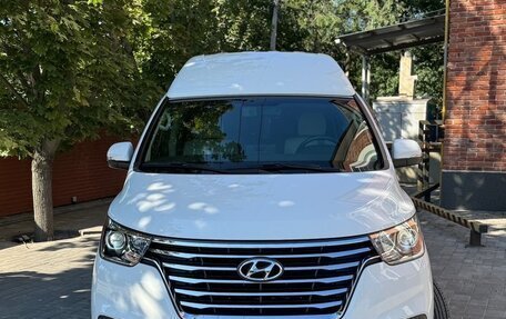 Hyundai Grand Starex Grand Starex I рестайлинг 2, 2019 год, 4 950 000 рублей, 24 фотография