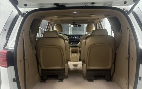 KIA Carnival III, 2019 год, 2 585 000 рублей, 4 фотография