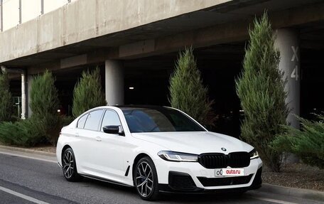 BMW 5 серия, 2021 год, 7 850 000 рублей, 1 фотография