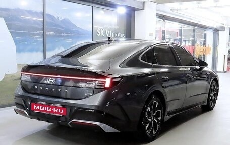 Hyundai Sonata VIII, 2023 год, 2 700 000 рублей, 2 фотография