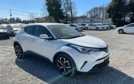 Toyota C-HR I рестайлинг, 2022 год, 1 410 000 рублей, 1 фотография