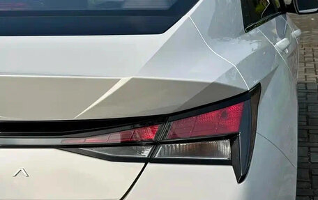 Hyundai Elantra, 2022 год, 1 200 003 рублей, 10 фотография