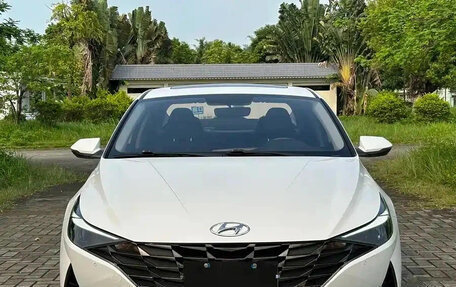 Hyundai Elantra, 2022 год, 1 200 003 рублей, 2 фотография