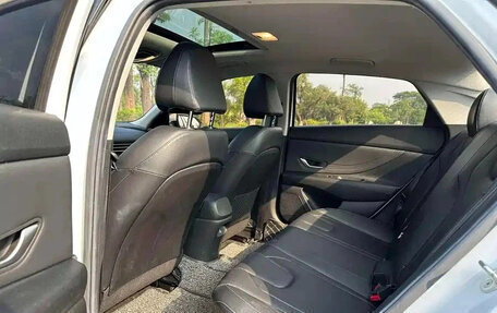 Hyundai Elantra, 2022 год, 1 200 003 рублей, 15 фотография