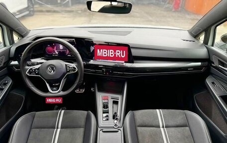 Volkswagen Golf VII, 2021 год, 2 000 000 рублей, 6 фотография