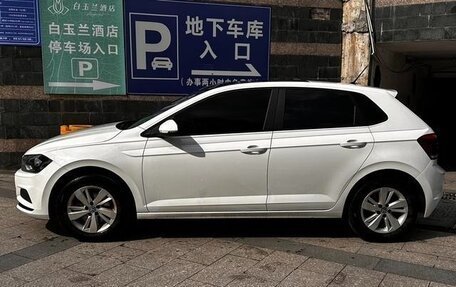 Volkswagen Polo, 2021 год, 1 300 000 рублей, 4 фотография