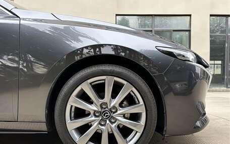 Mazda 3, 2023 год, 1 800 600 рублей, 8 фотография