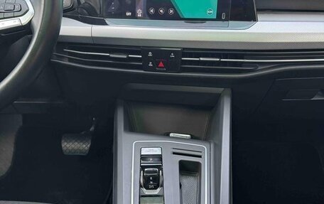 Volkswagen Golf VII, 2021 год, 2 000 000 рублей, 13 фотография