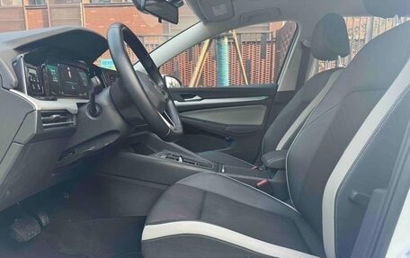 Volkswagen Golf VII, 2021 год, 2 000 000 рублей, 14 фотография