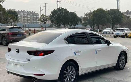 Mazda 3, 2023 год, 1 690 600 рублей, 5 фотография