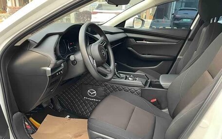 Mazda 3, 2023 год, 1 690 600 рублей, 10 фотография