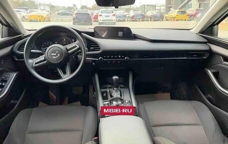 Mazda 3, 2023 год, 1 690 600 рублей, 9 фотография