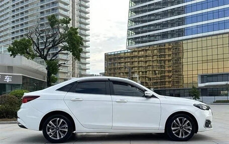 Ford Focus IV, 2022 год, 1 290 007 рублей, 5 фотография