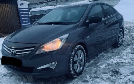 Hyundai Solaris II рестайлинг, 2015 год, 820 000 рублей, 3 фотография