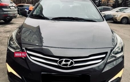 Hyundai Solaris II рестайлинг, 2015 год, 820 000 рублей, 4 фотография