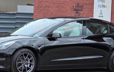 Tesla Model 3 I, 2021 год, 3 200 000 рублей, 2 фотография