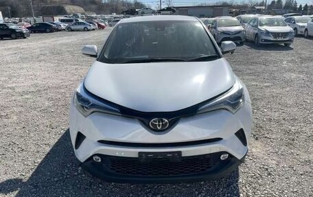 Toyota C-HR I рестайлинг, 2022 год, 1 410 000 рублей, 2 фотография